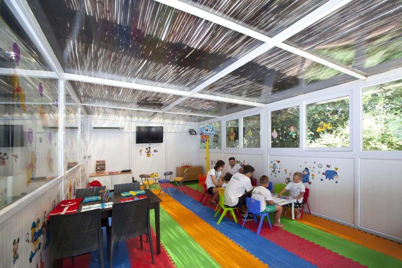 Bitez Risa Hotel ภายนอก รูปภาพ