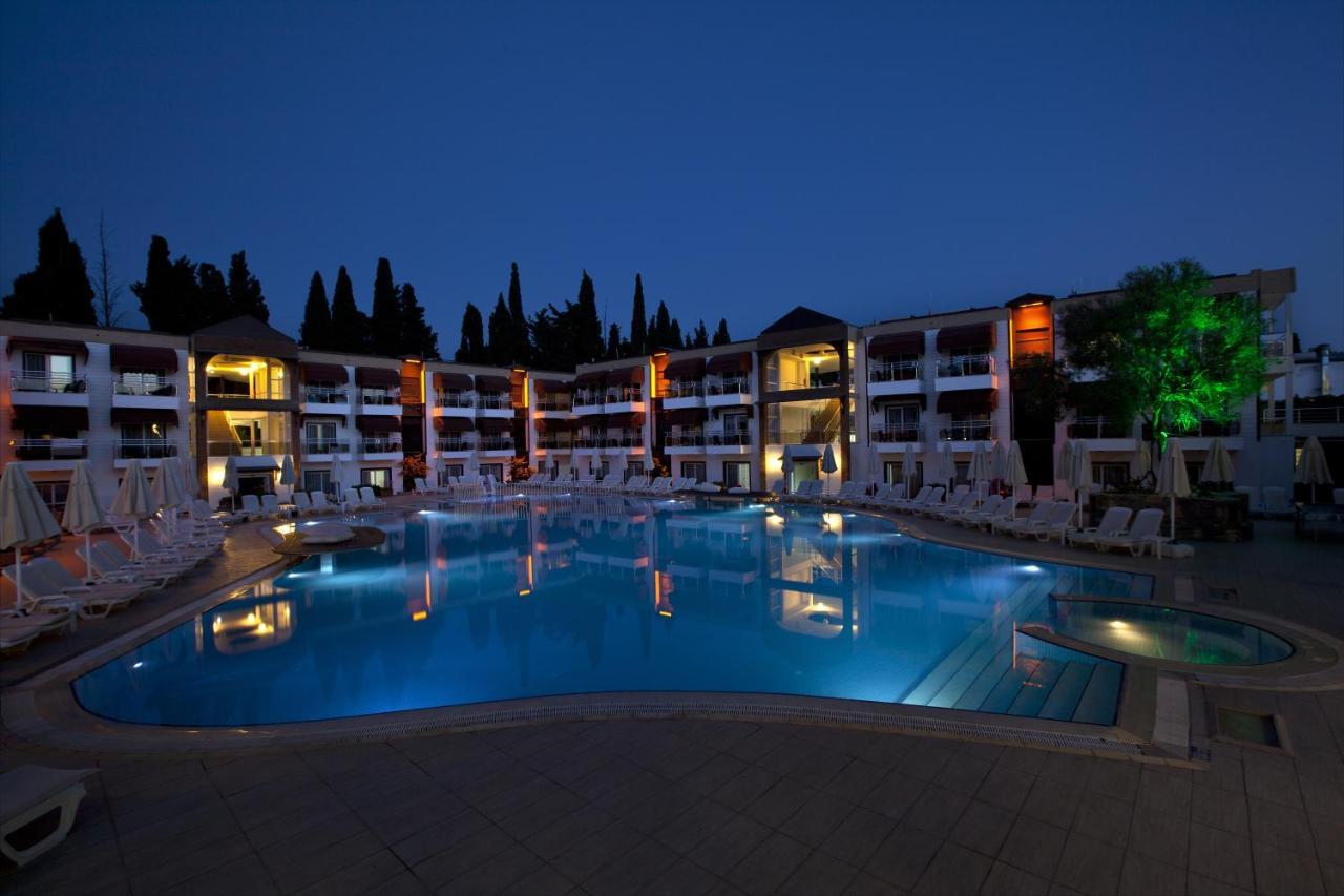 Bitez Risa Hotel ภายนอก รูปภาพ